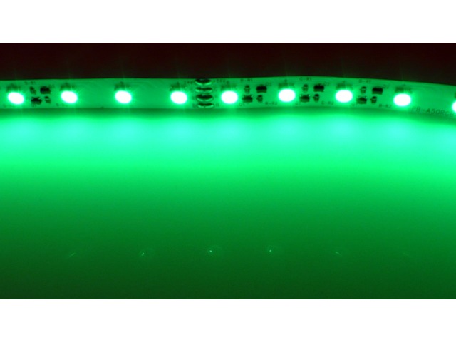 Constant current 60 LED/M RGB LED Strip displaying green